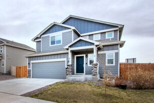 6161 Mumford Dr. in Colorado Springs, CO - Building Photo