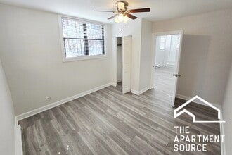 732 W Roscoe St, Unit SGA in Chicago, IL - Foto de edificio - Building Photo