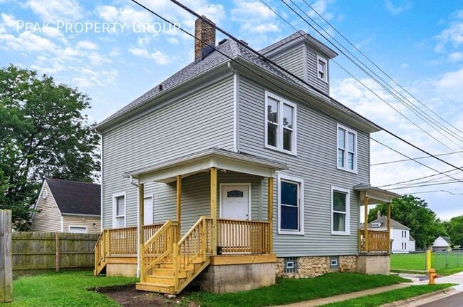 property at 1233 Cable Ave