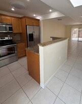 3321 Raleigh St in Hollywood, FL - Building Photo