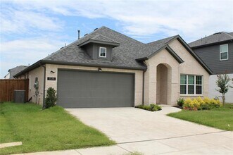 1725 Barnwood Trce in Celina, TX - Building Photo - Building Photo