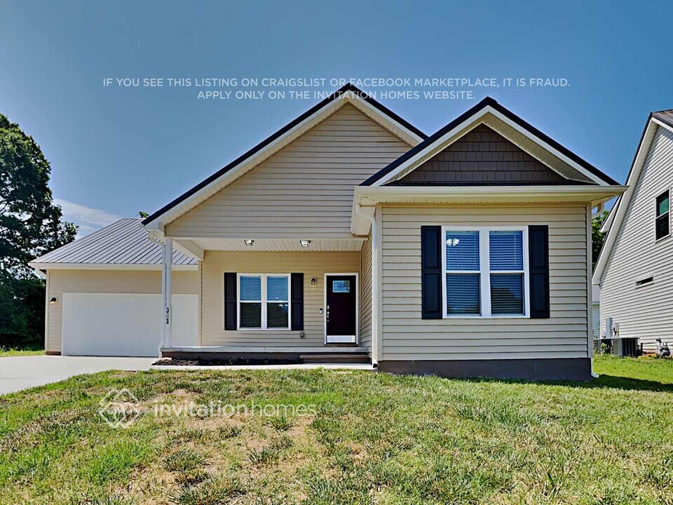 343 Jared Steele Ln in Salisbury, NC - Building Photo