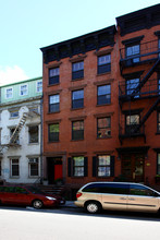 235 W 16th St in New York, NY - Building Photo - Building Photo