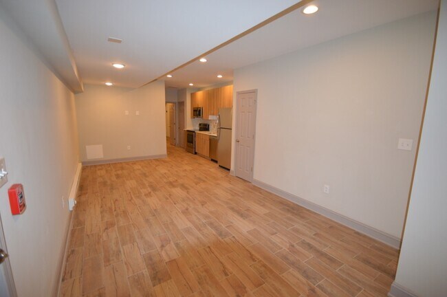 1948 E York St in Philadelphia, PA - Building Photo - Building Photo