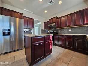 777 Aislaby St in Horizon City, TX - Building Photo - Building Photo