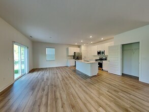 4442 Laughter Ct in Indianapolis, IN - Building Photo - Building Photo