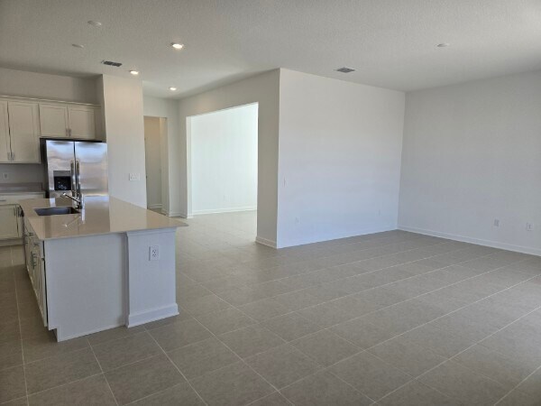 4894 Waltham Forest Dr in Davenport, FL - Building Photo - Building Photo