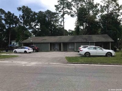 827 SW 64th Terrace, Unit B in Gainesville, FL - Building Photo - Building Photo