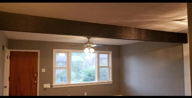 7011 Roberts Ct in University City, MO - Building Photo - Building Photo