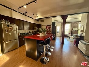 253 S Broadway in Los Angeles, CA - Building Photo - Building Photo