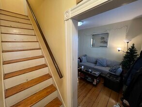 6 White Street Pl, Unit R in Cambridge, MA - Building Photo - Building Photo