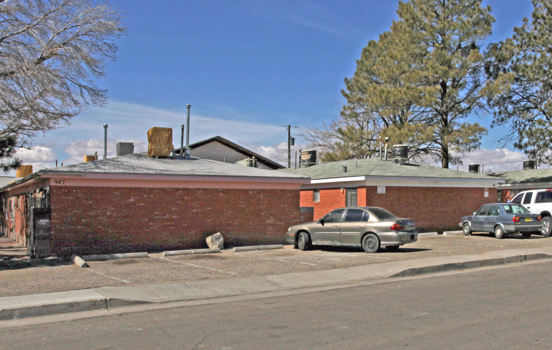 427 Dallas St SE in Albuquerque, NM - Building Photo