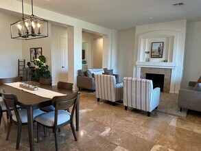 2121 W Eagle Feather Rd in Phoenix, AZ - Building Photo - Building Photo