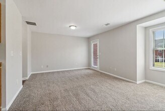 7712 Autry Cir in Douglasville, GA - Building Photo - Building Photo