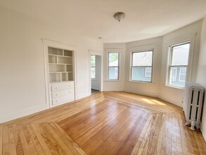 25 Haskell St, Unit 2 in Boston, MA - Building Photo - Building Photo