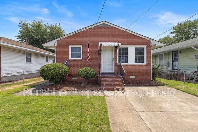 property at 906 37th St