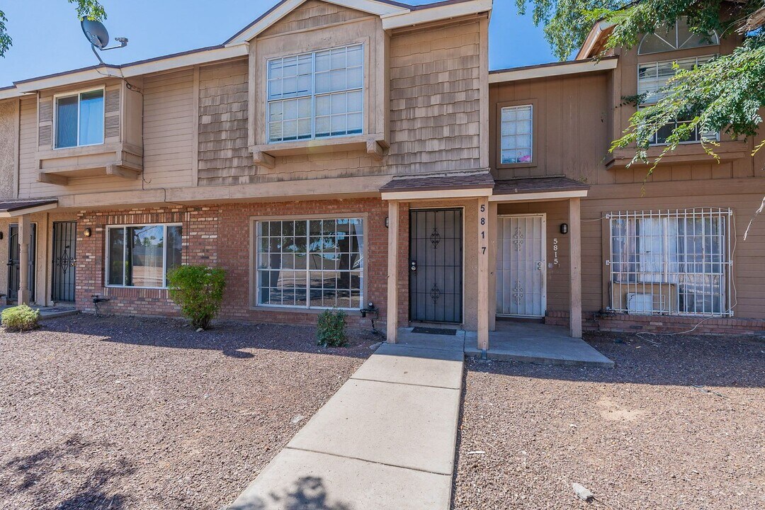 5817 N 59th Dr in Glendale, AZ - Building Photo