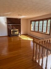 13 Phillip Ave in Burlington, MA - Building Photo - Building Photo