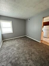 1834 Mahoning Ave NW-Unit -5 in Warren, OH - Building Photo - Building Photo