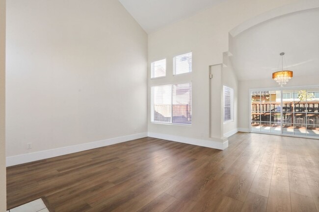 2475 Water Way in Corona, CA - Building Photo - Building Photo