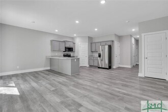 105 Sherwood Ct in Rincon, GA - Foto de edificio - Building Photo