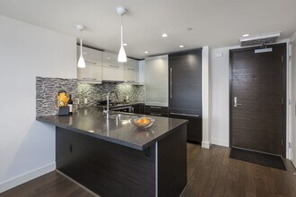 435 China Basin St in San Francisco, CA - Building Photo - Building Photo