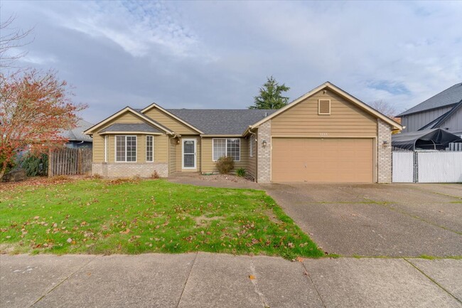 property at 3133 19th Ave SE