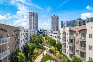 Pierhouse at Channelside in Tampa, FL - Building Photo