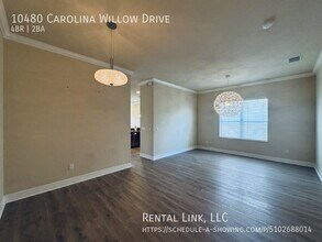 10480 Carolina Willow Dr in Ft. Myers, FL - Building Photo - Building Photo