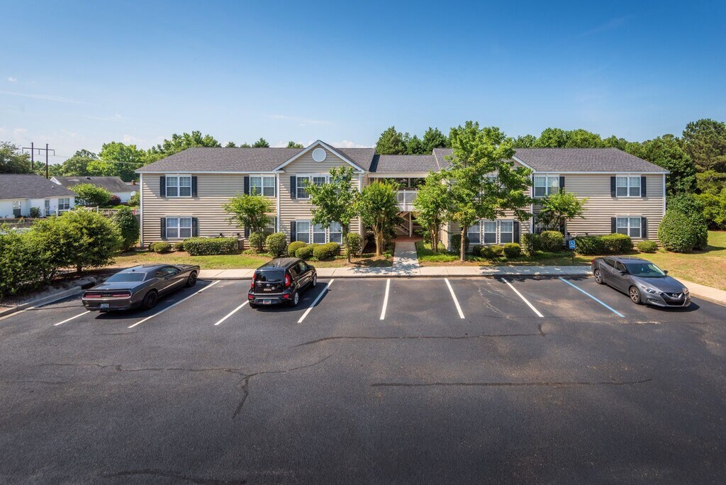Basswood Apartment Homes Florence, SC Apartments