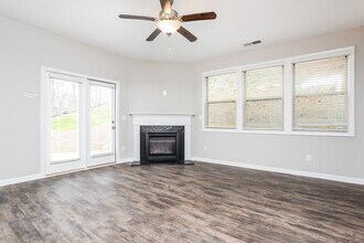 387 Lenore Ct in Hiram, GA - Building Photo - Building Photo