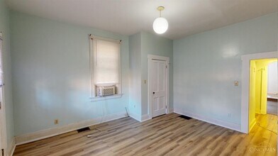 623 Riddle Rd in Cincinnati, OH - Building Photo - Building Photo