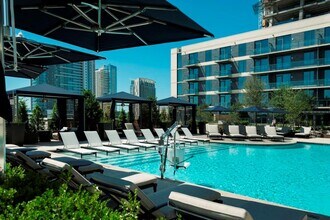 112 San Antonio St, Unit C4-91 in Austin, TX - Building Photo - Building Photo