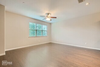 1313 Lakecrest Ln in Lewisville, TX - Building Photo - Building Photo