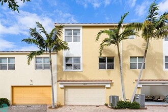 1511 NW 48th Ln in Boca Raton, FL - Building Photo - Building Photo