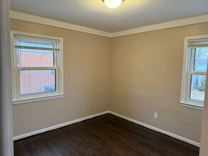 21531 Arrowhead St in St. Clair Shores, MI - Foto de edificio - Building Photo