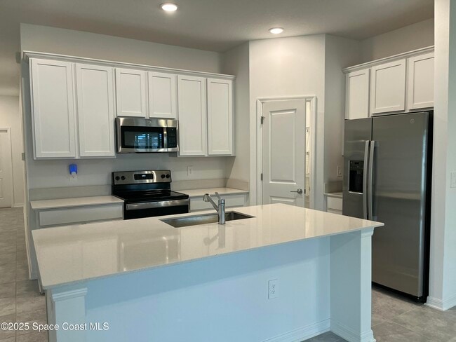 4255 Pebbles Throw Dr in Kissimmee, FL - Building Photo - Building Photo