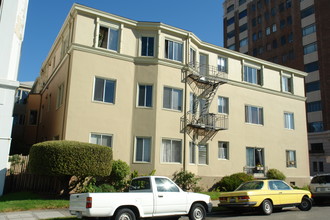 491 Staten Ave in Oakland, CA - Building Photo - Building Photo