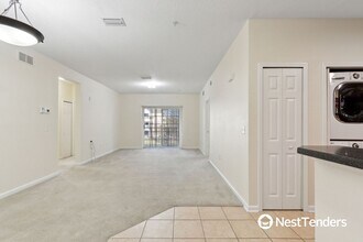 8215 Green Parrot Rd in Jacksonville, FL - Building Photo - Building Photo