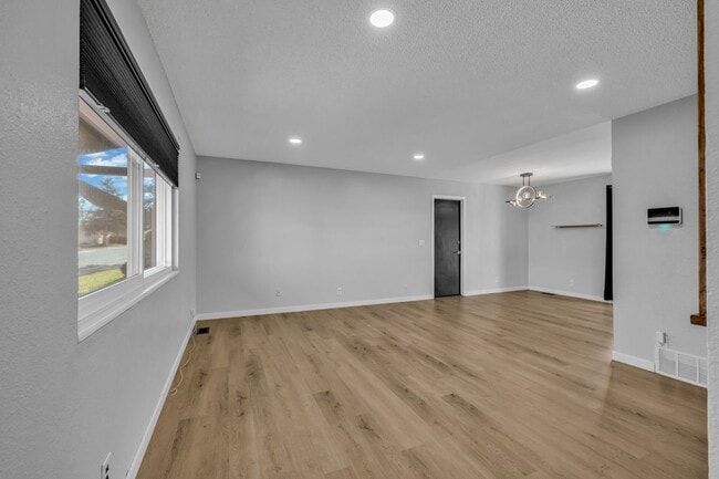 5545 Elkhart St in Denver, CO - Building Photo - Building Photo