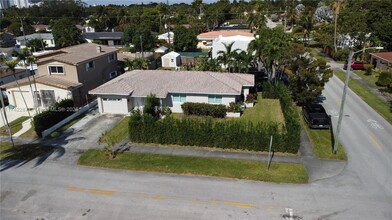 1403 Adams St in Hollywood, FL - Building Photo - Building Photo