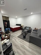 25 Hearth Pl in Toronto, ON - Building Photo - Building Photo