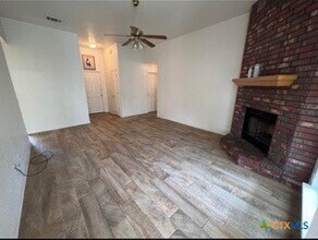 1706 Boydstun Loop in Killeen, TX - Building Photo - Building Photo