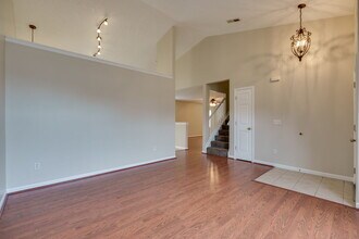 3602 Winterwood Dr in Dayton, OH - Building Photo - Building Photo