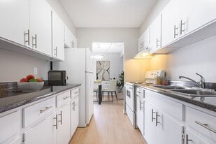 Trinity Apartments in Windsor, ON - Building Photo