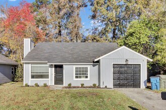 1282 Maryland Dr in Ladson, SC - Building Photo - Building Photo