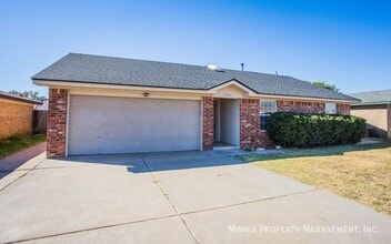 5805 12th St in Lubbock, TX - Foto de edificio - Building Photo