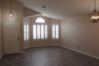 1609 Ghost Flower Ct in Las Vegas, NV - Building Photo - Building Photo