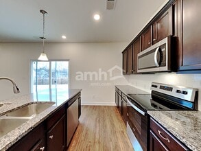 4809 Weber Ct in Gastonia, NC - Foto de edificio - Building Photo