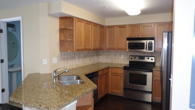 155 Galicia Way-Unit -202 in Jupiter, FL - Building Photo - Building Photo